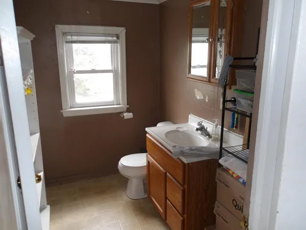 $325,000 | 1815 39th Street, Kenosha, WI 53140