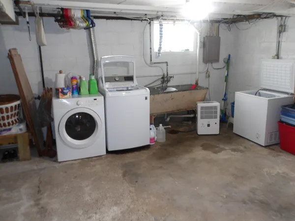 $325,000 | 1815 39th Street, Kenosha, WI 53140