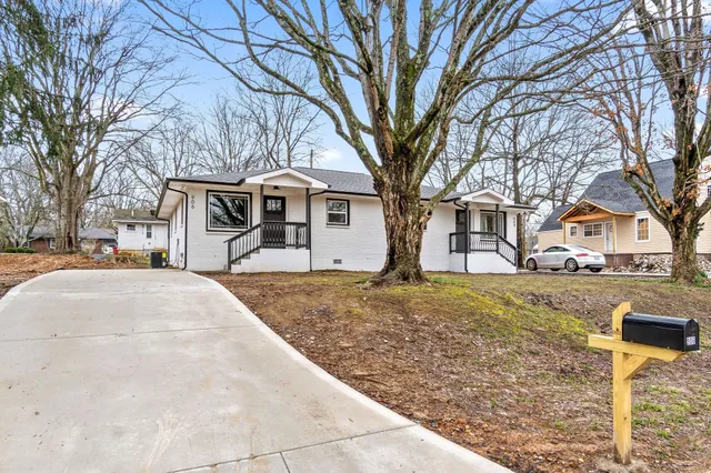 $1,050 | 906 Richardson Street, Clarksville, TN 37040