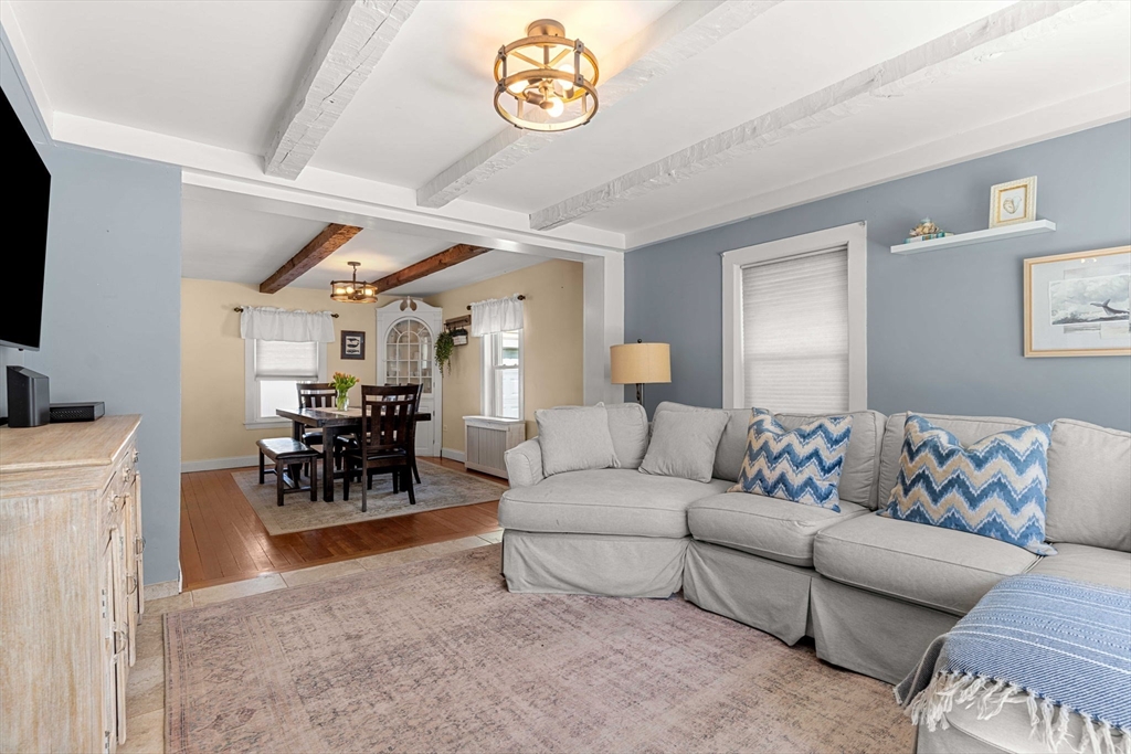 4 6th Street Ipswich, MA 01938 - Photo 10 of 29