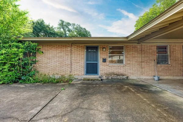 $2,250 | Undisclosed Address, Austin, TX 78703