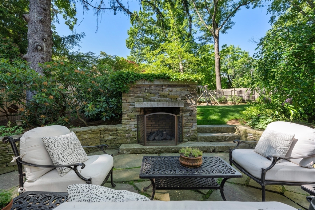 133 Abbott Road Wellesley, MA 02481 - Photo 38 of 42