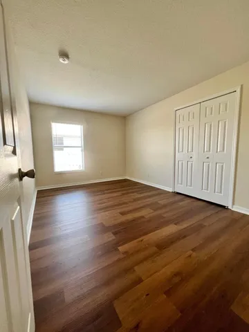 $2,475 | 532 Southwest Kabot Avenue, Port St. Lucie, FL 34953