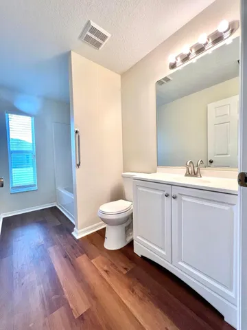 $2,475 | 532 Southwest Kabot Avenue, Port St. Lucie, FL 34953