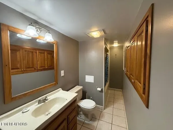 $1,800 | 120 Culver Road, Oak Ridge, TN 37830