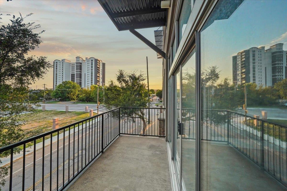 648 Riverside Drive, Unit 207 Memphis, TN 38103 - Photo 19 of 39