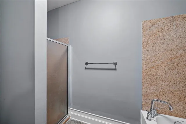 $279,900 | 648 Riverside Drive, Unit 207, Memphis, TN 38103