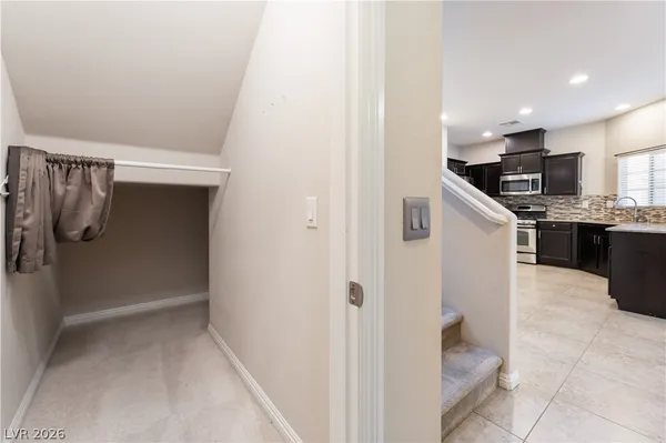 $2,100 | 9526 Vega Carpio Avenue, Las Vegas, NV 89178