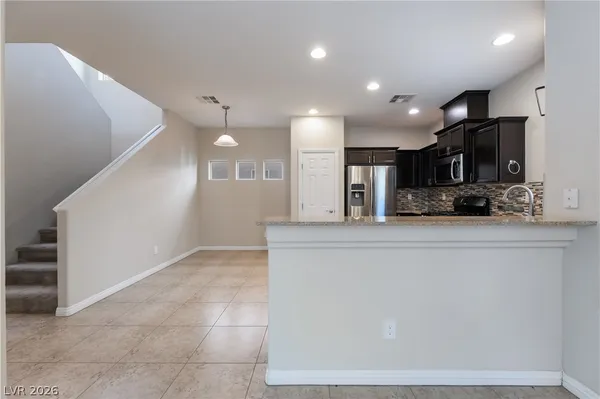 $2,100 | 9526 Vega Carpio Avenue, Las Vegas, NV 89178