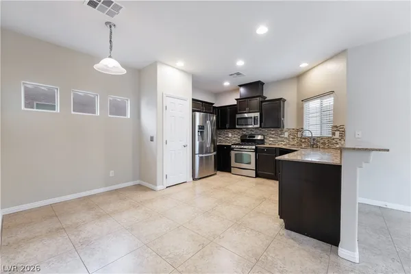 $2,100 | 9526 Vega Carpio Avenue, Las Vegas, NV 89178