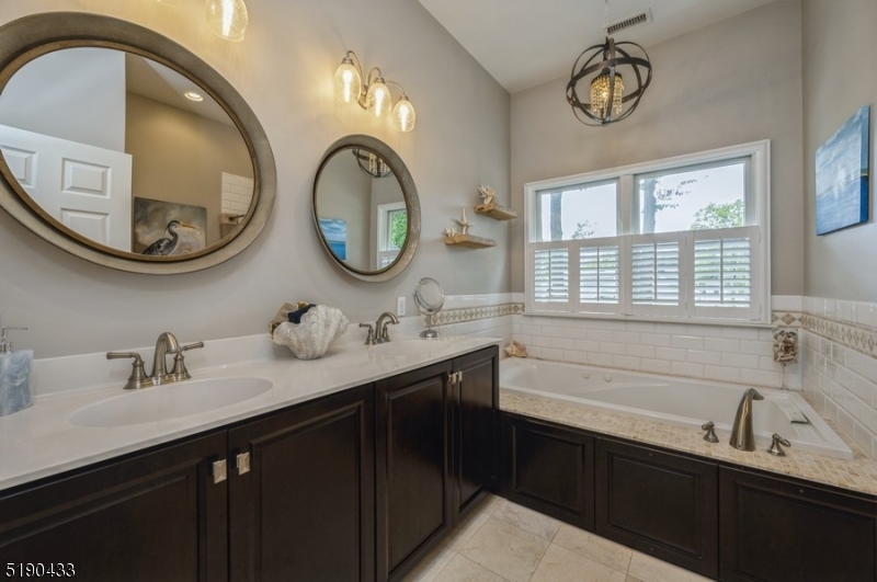 32 Beechwood Road Florham Park, NJ 07932 - Photo 16 of 29