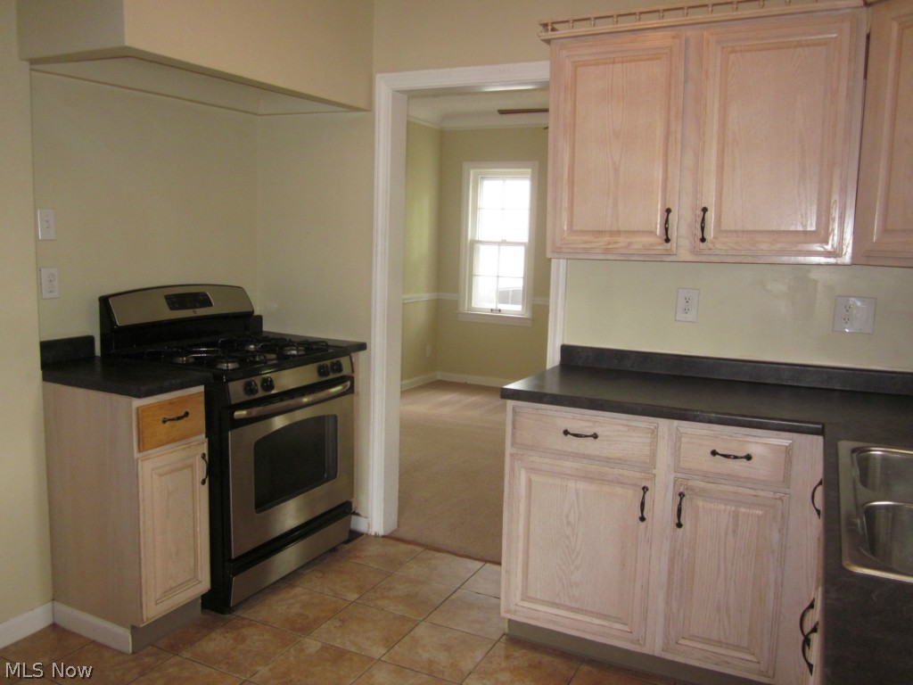 3488 Woodridge Road Cleveland Heights, OH 44121 - Photo 7 of 22