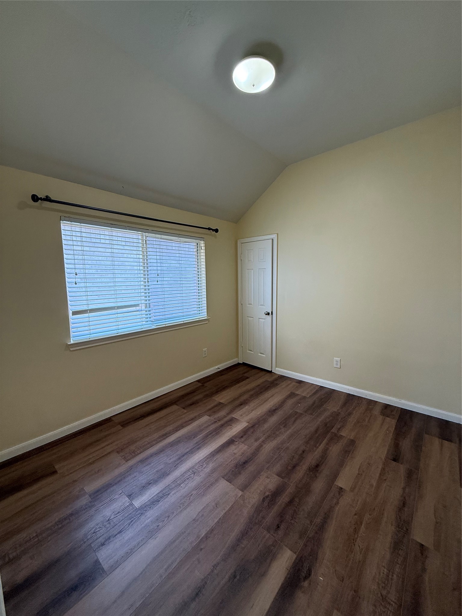 13239 Rustic Garden Drive Houston, TX 77083 - Photo 7 of 12