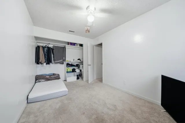 $269,900 | 27 Omaha Court, Sacramento, CA 95823