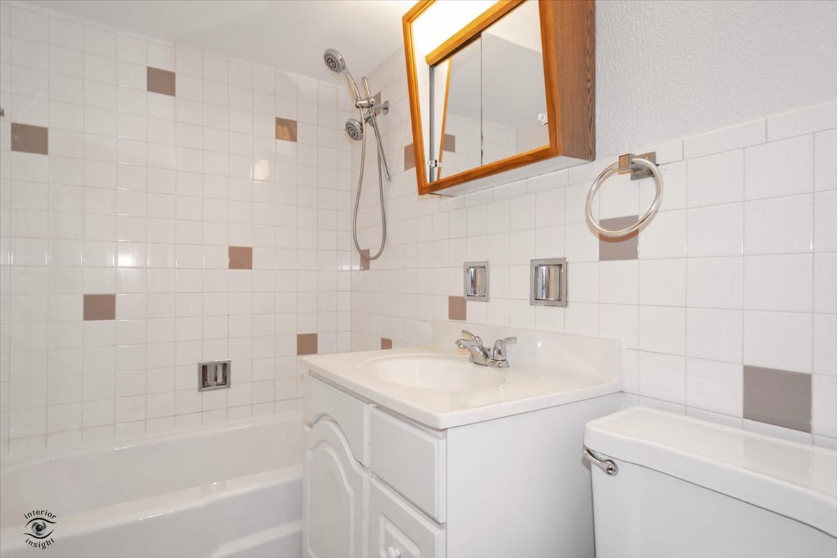 10803 South Pulaski Road, Unit 4 Chicago, IL 60655 - Photo 16 of 25