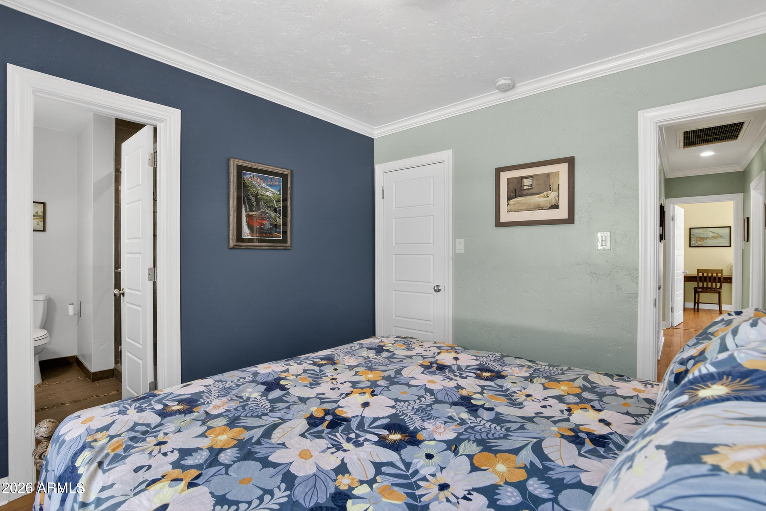 1242 East Edgemont Avenue Phoenix, AZ 85006 - Photo 17 of 40 Owner's Suite