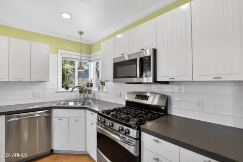 $699,900 | 1242 East Edgemont Avenue, Phoenix, AZ 85006