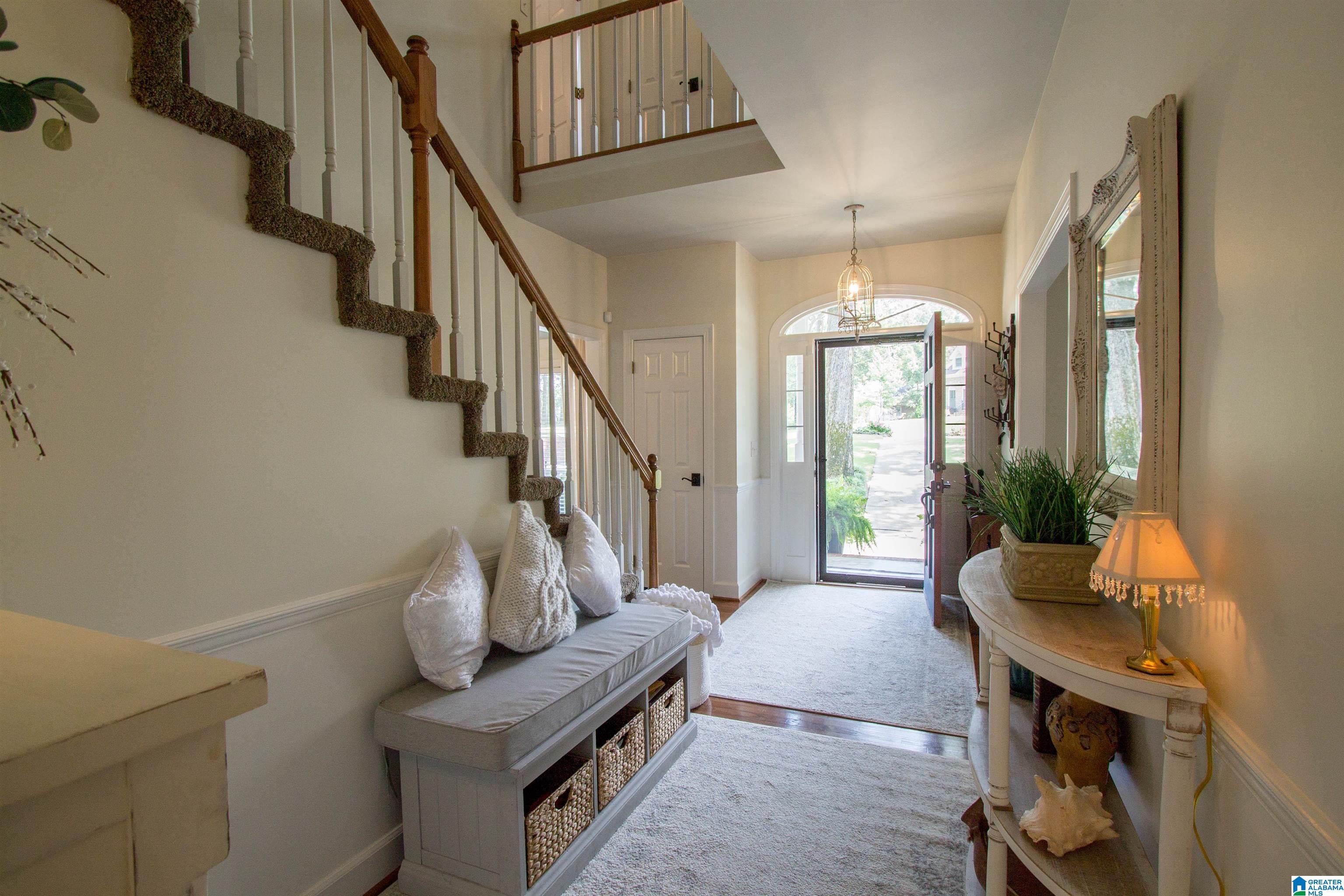210 Newgate Circle Alabaster, AL 35007 - Photo 6 of 64 Gallery Image 6