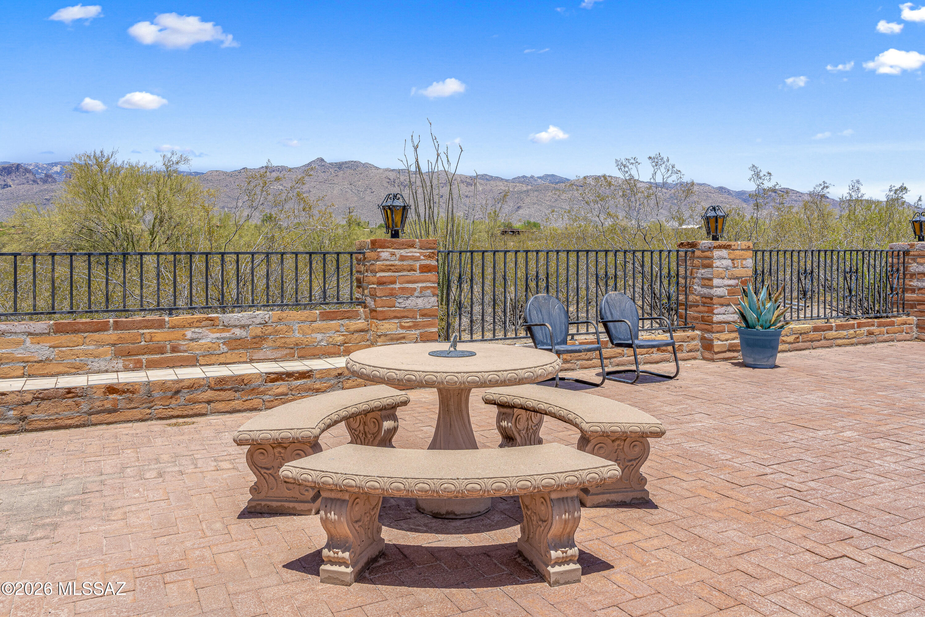 10663 East Fort Lowell Road Tucson, AZ 85749 - Photo 38 of 44
