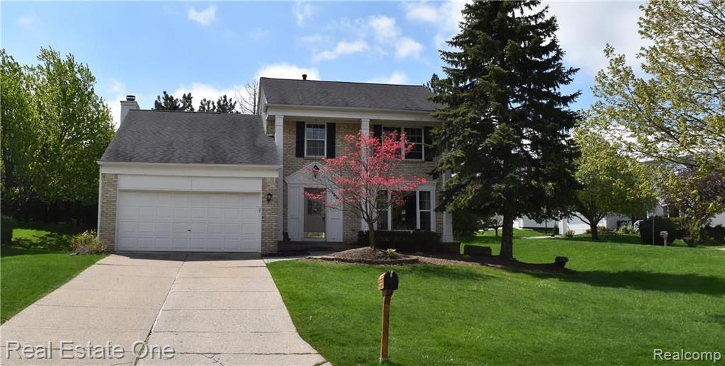 160 Parsons Lane Rochester Hills, MI 48307 - Photo 1 of 32