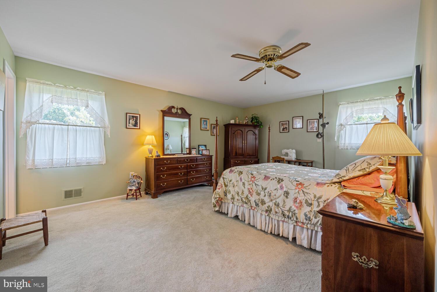 541 Flock Road Hamilton, NJ 08690 - Photo 24 of 60