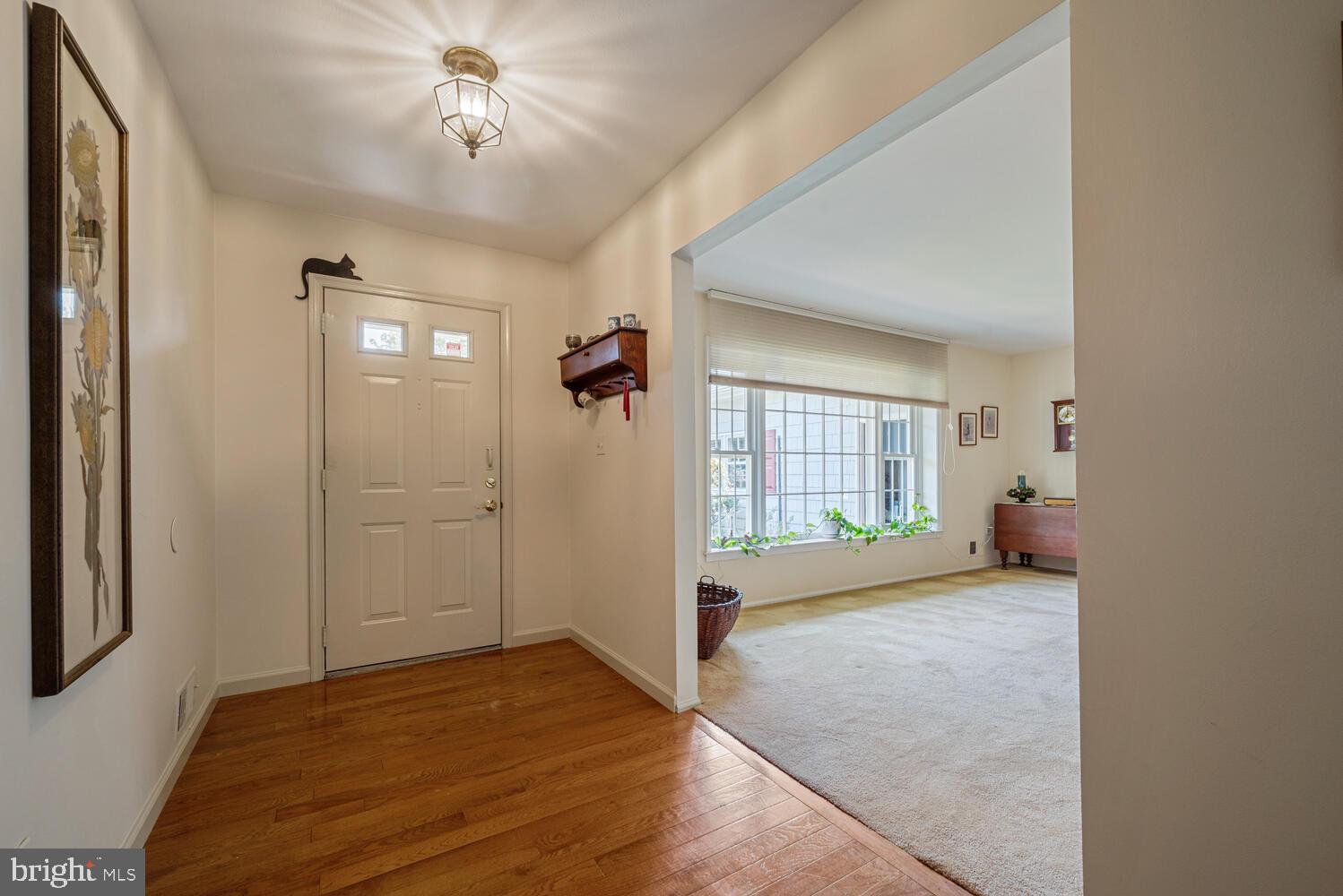 541 Flock Road Hamilton, NJ 08690 - Photo 8 of 60