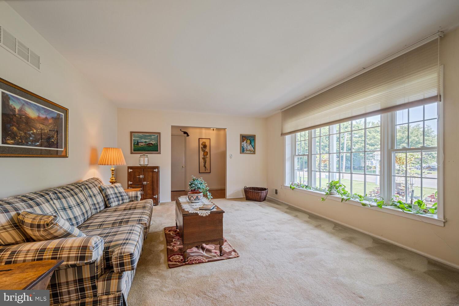 541 Flock Road Hamilton, NJ 08690 - Photo 10 of 60
