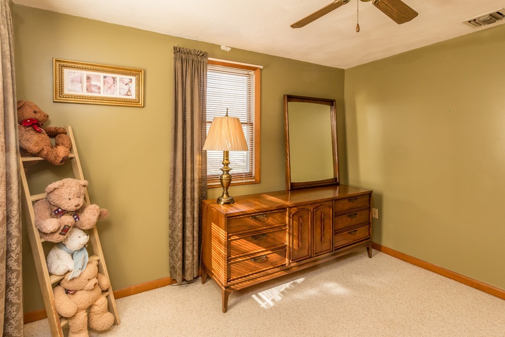 13 Harper Boulevard Bellingham, MA 02019 - Photo 12 of 21