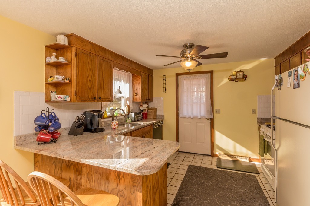 13 Harper Boulevard Bellingham, MA 02019 - Photo 2 of 21