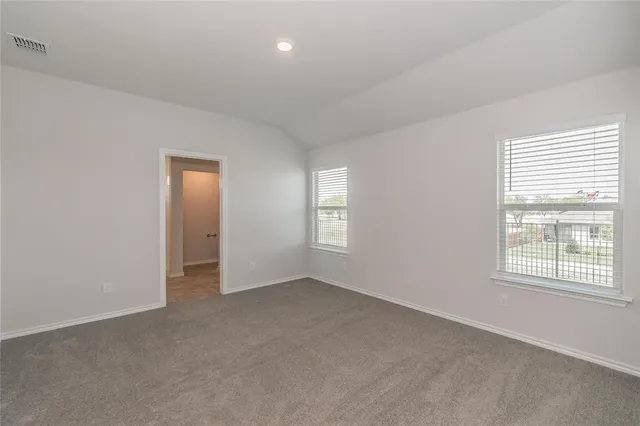 $2,100 | 125 Driftoak Drive, Boyd, TX 76023