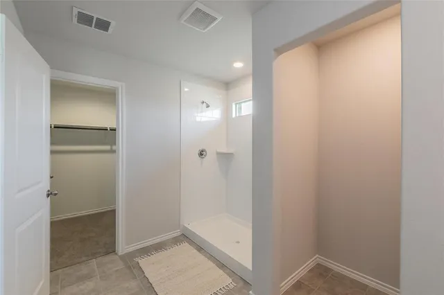 $2,100 | 125 Driftoak Drive, Boyd, TX 76023