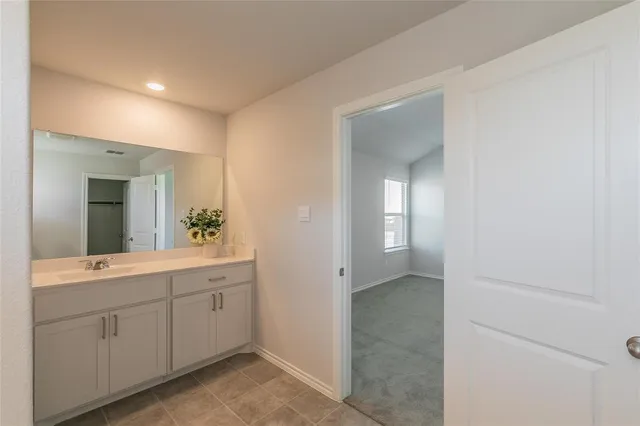 $2,100 | 125 Driftoak Drive, Boyd, TX 76023