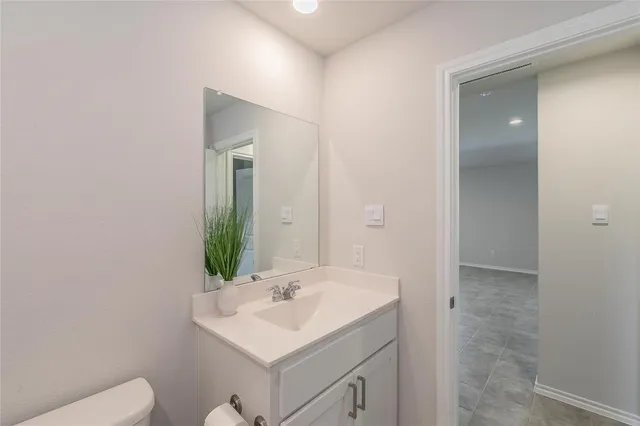 $2,100 | 125 Driftoak Drive, Boyd, TX 76023