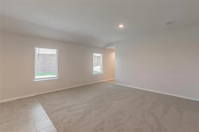 $2,100 | 125 Driftoak Drive, Boyd, TX 76023