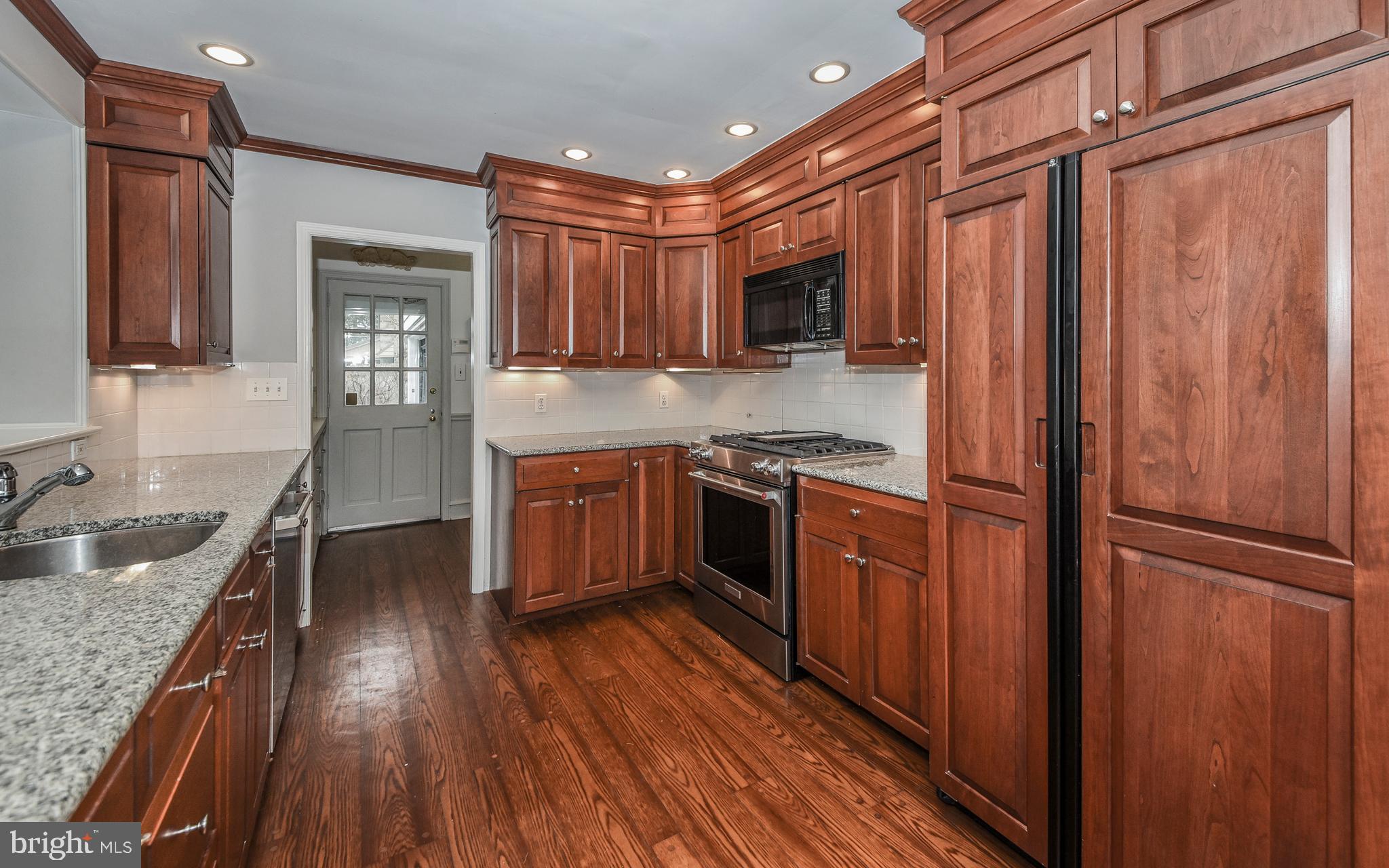 407 Newbold Road Jenkintown, PA 19046 - Photo 13 of 45 Kitchen