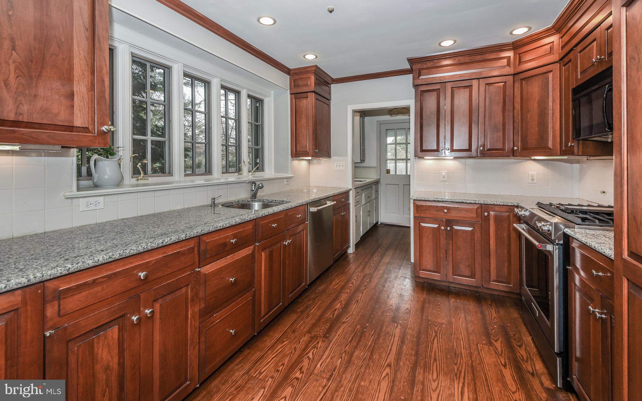 407 Newbold Road Jenkintown, PA 19046 - Photo 15 of 45 Kitchen