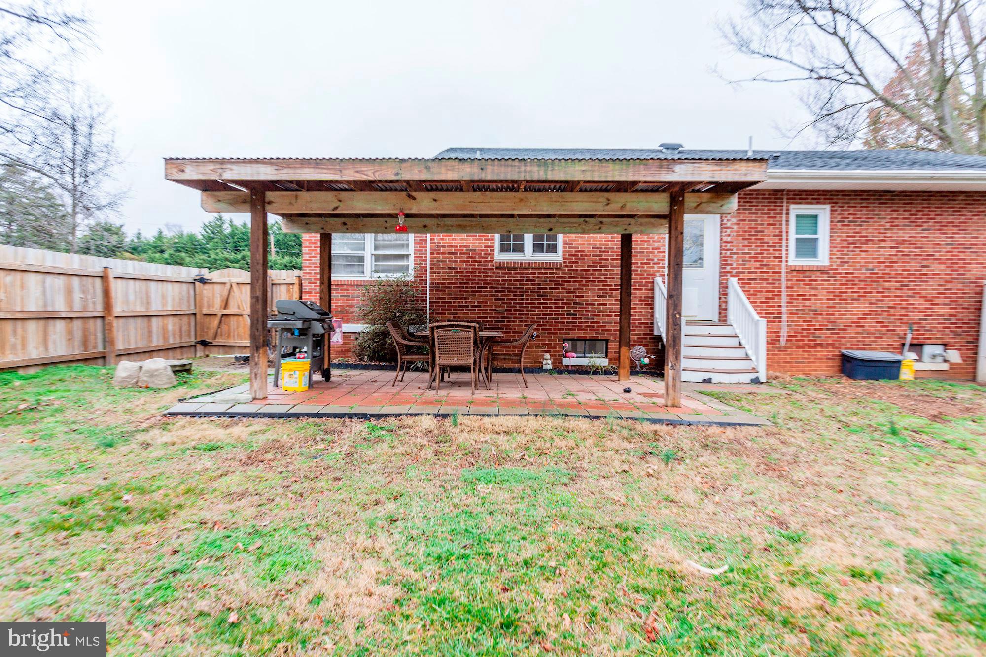 901 Ficklen Road Fredericksburg, VA 22405 - Photo 31 of 38 Covered patio.