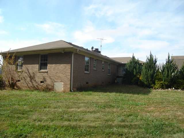 350 Old Batson Road Taylors, SC 29687 - Photo 8 of 10 Gallery Image 8