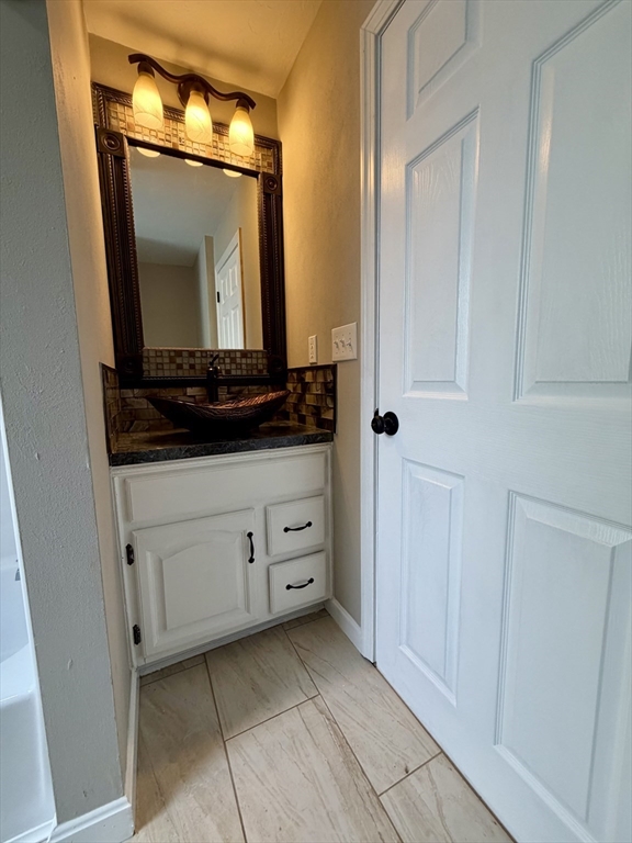 229 Franklin Street Fall River, MA 02720 - Photo 10 of 21