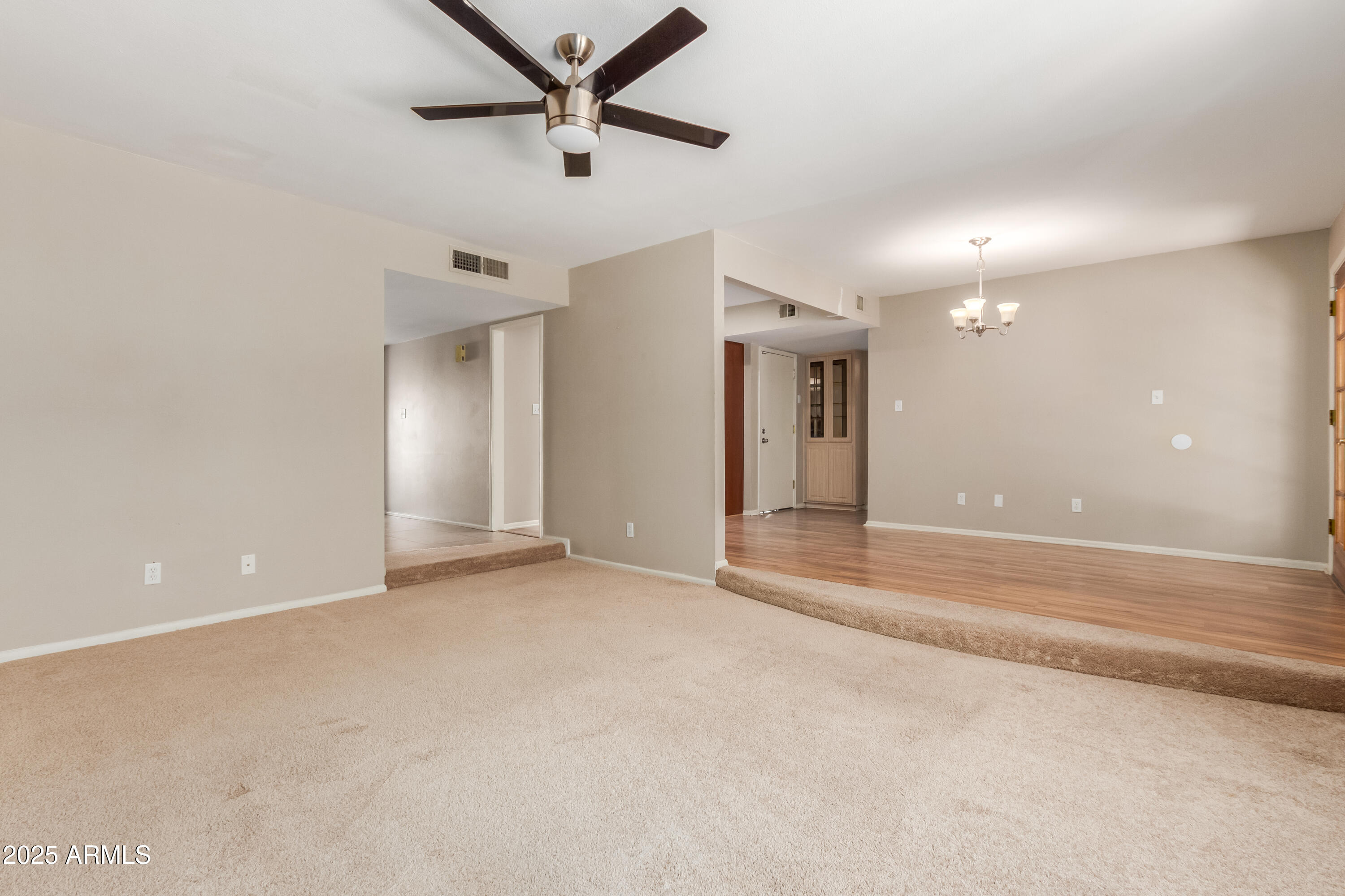 3901 West Davidson Lane Phoenix, AZ 85051 - Photo 14 of 43 F6748173-0D47-4744-8CCC-3B76C23AF52A