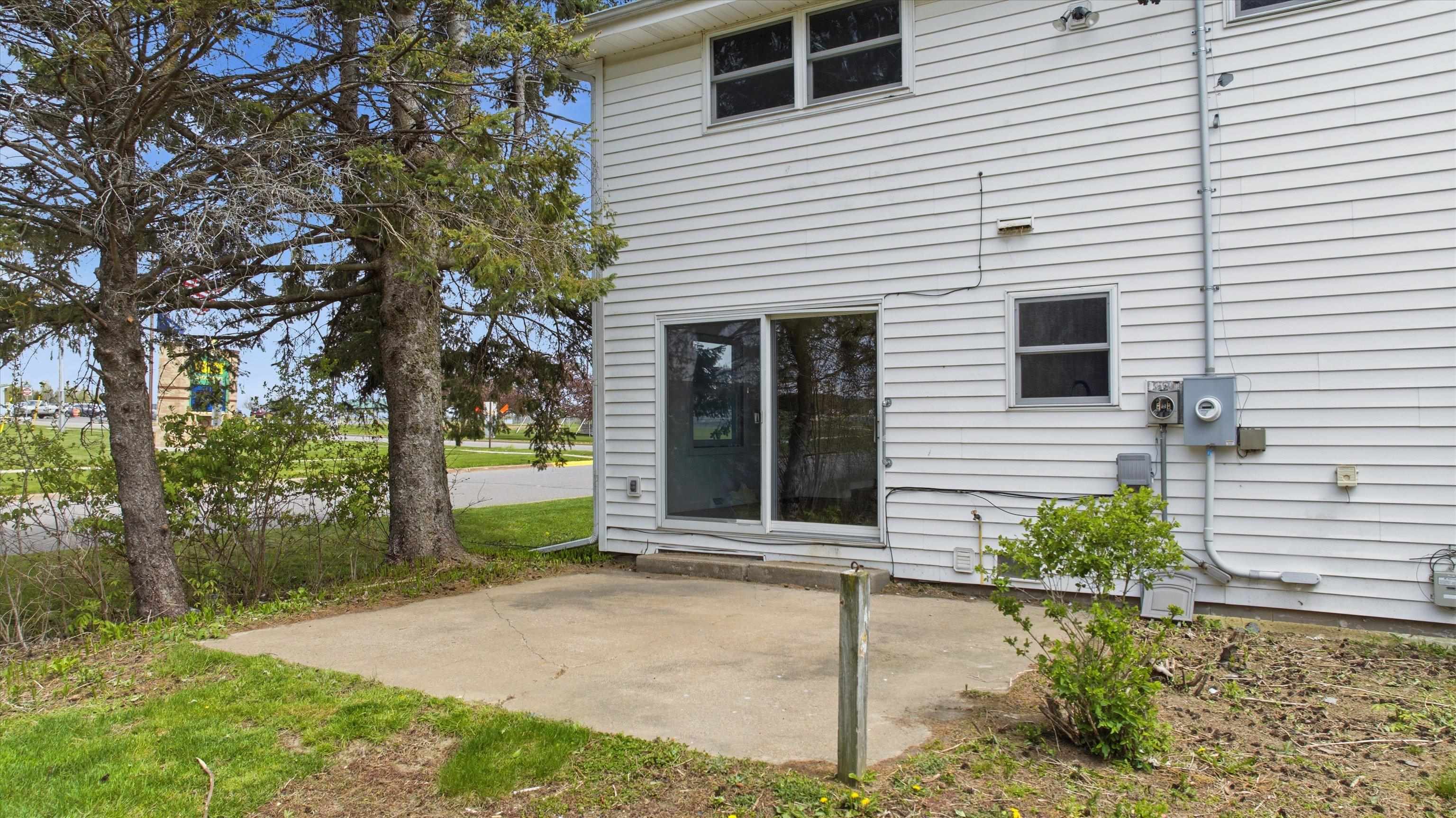 609 North 2nd Street Colby, WI 54421 - Photo 7 of 38