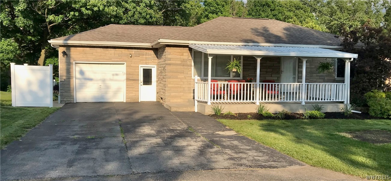 3211 South Alfred Road Hamburg, NY 14219 - Photo 1 of 1 Gallery Image 1