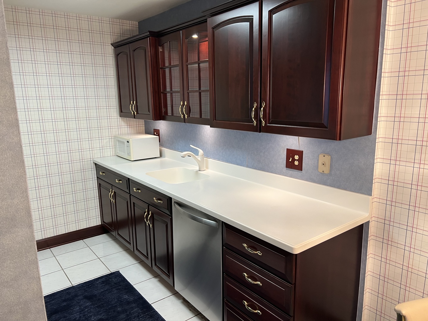 500 Thames Parkway, Unit 1F Park Ridge, IL 60068 - Photo 7 of 32