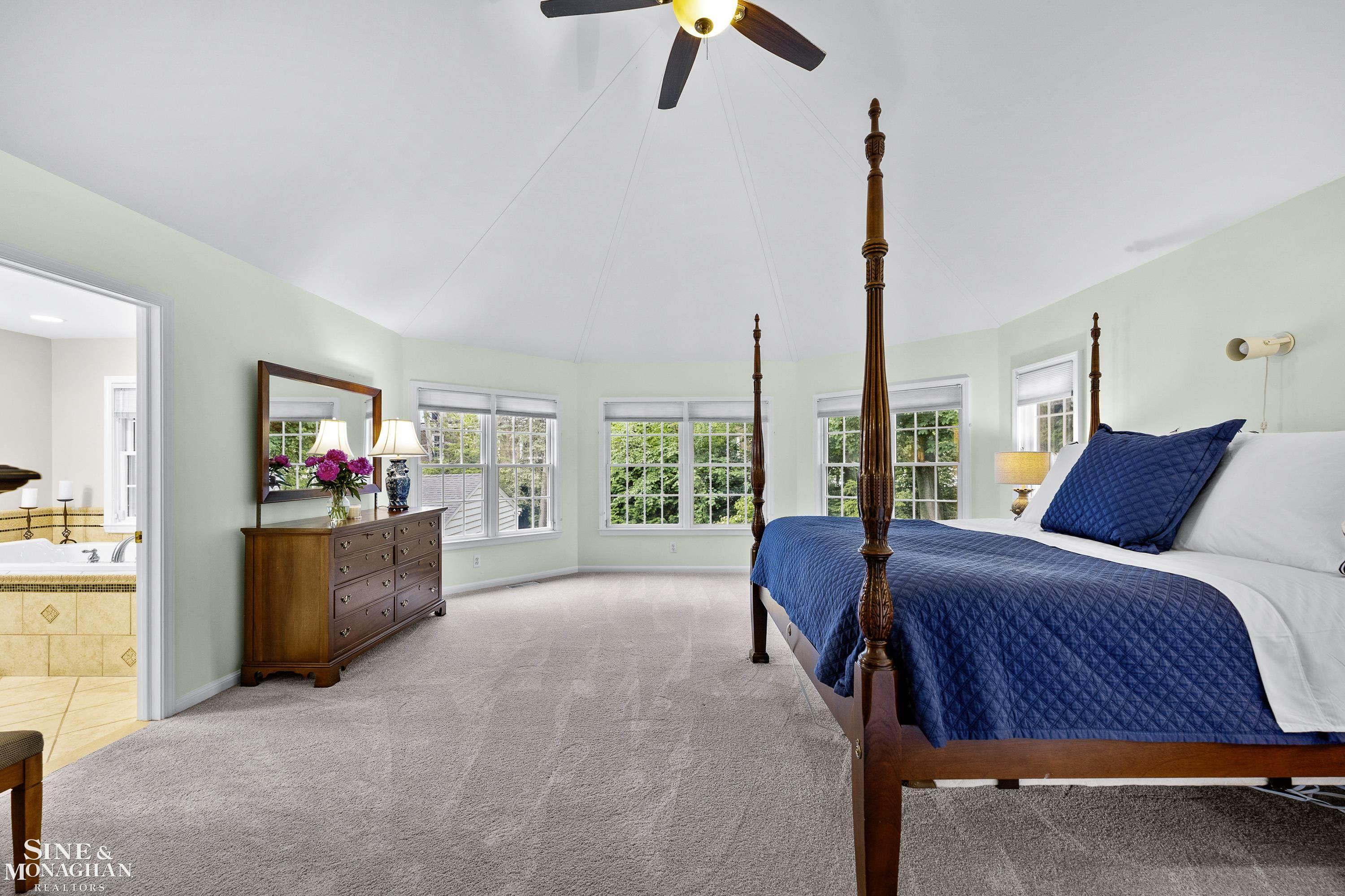 388 Lincoln Road Grosse Pointe, MI 48230 - Photo 27 of 57 50179331-68c70b32-e259-46a8-9a6c-641a1a693846.JPG