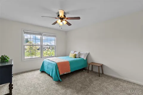 $589,900 | 1211 Highland Cir Drive, Wentzville, MO 63385