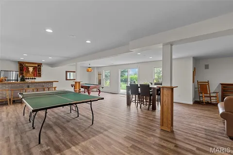 $589,900 | 1211 Highland Cir Drive, Wentzville, MO 63385