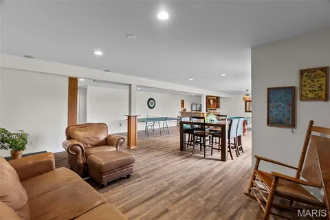 $589,900 | 1211 Highland Cir Drive, Wentzville, MO 63385