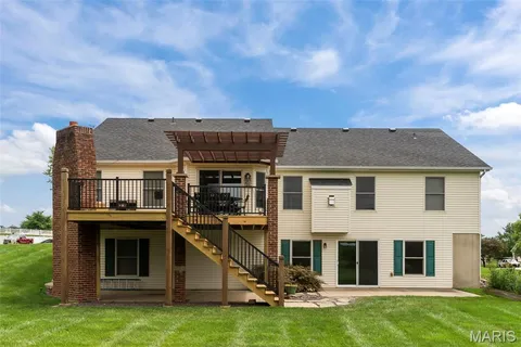 $589,900 | 1211 Highland Cir Drive, Wentzville, MO 63385