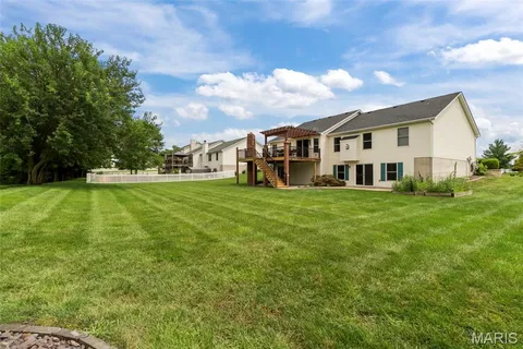 $589,900 | 1211 Highland Cir Drive, Wentzville, MO 63385