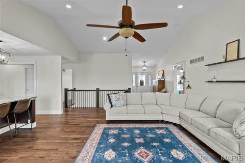 $589,900 | 1211 Highland Cir Drive, Wentzville, MO 63385